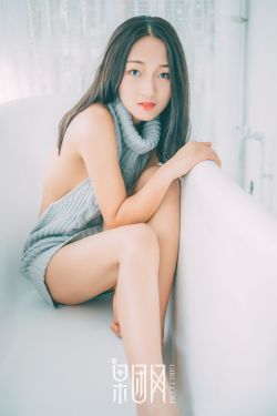 娇妻在客厅被朋友玩得呻吟动漫